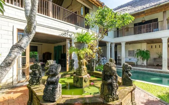 Villa Angsa by Nakula
