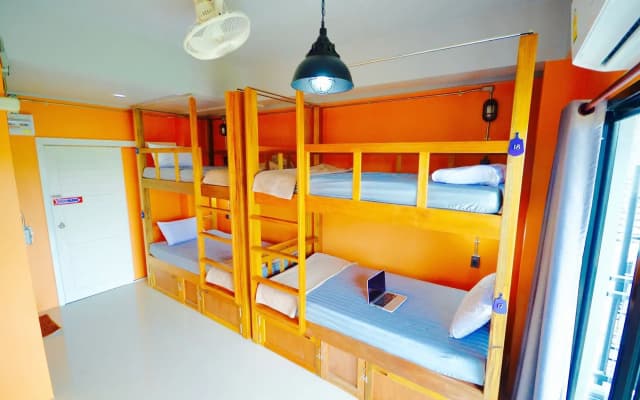 NOMAD Hostel Krabi