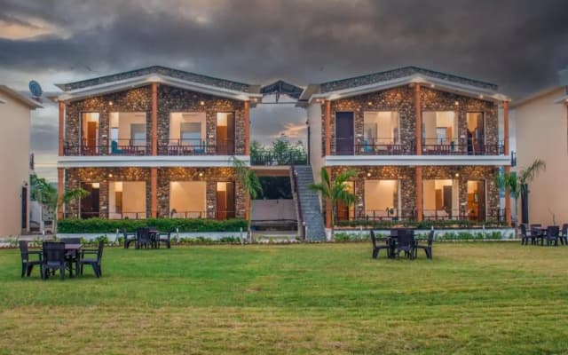 Green Retreat Resort