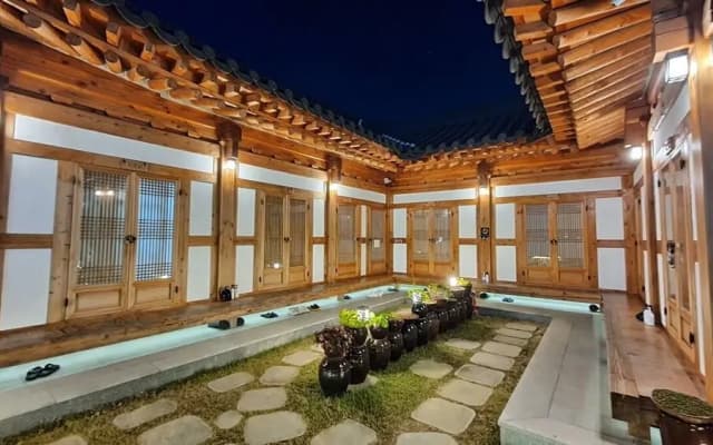 Nadul Hanok