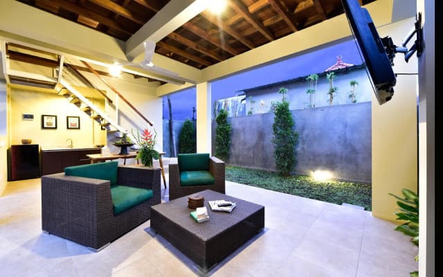 The Lumbung Wood Villa