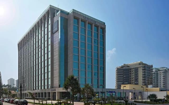 Regency Barra Hotel