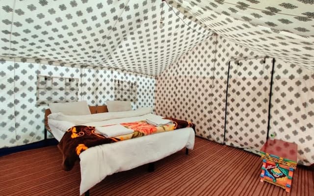 World Attic Camp