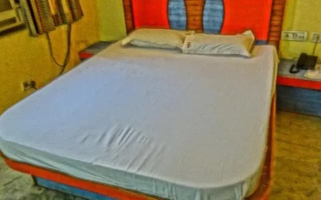 Hotel Gush International