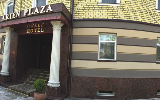 Отель Arien Plaza