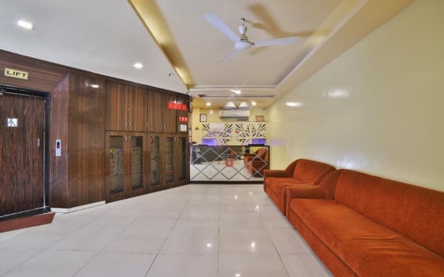 Capital O 1967 Hotel Kalash Residency