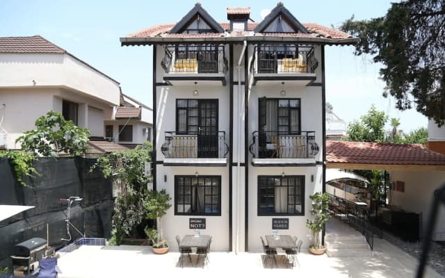 Derin Luxury Hotel
