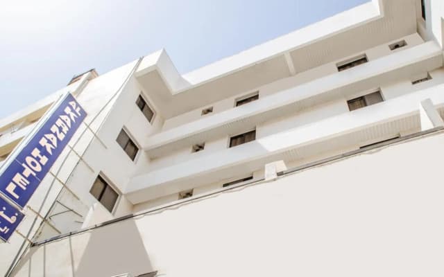 Al Karnak Hotel