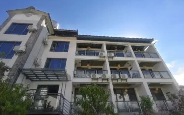 Wendao Panxiyuan Lake View Inn