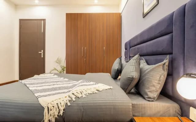 Housr Lotus Villas Sector 28 DLF Phase 4