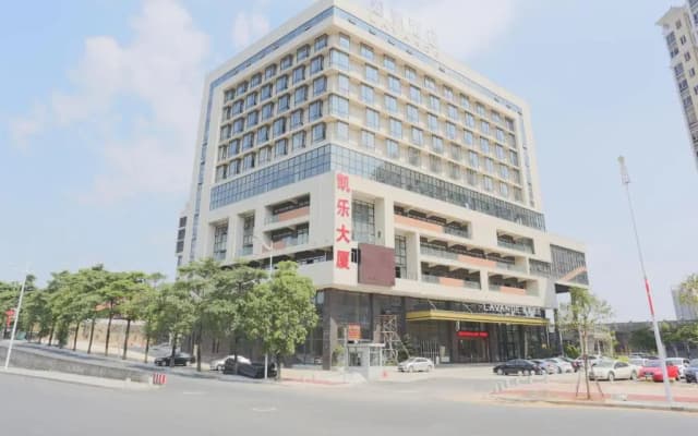Lavande Hotels· Dongguan Liaobu Center