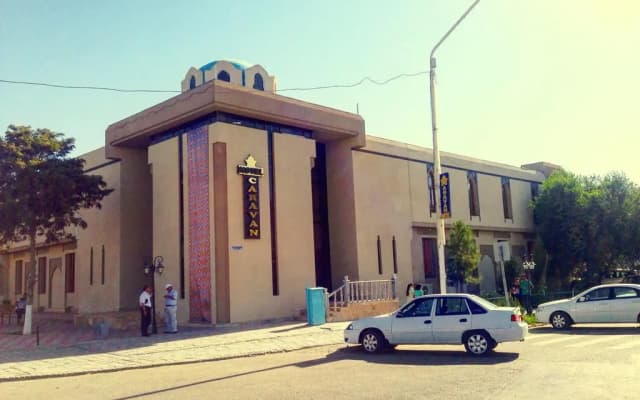 Caravan Hotel