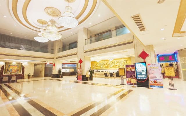 Longzhu Hotel