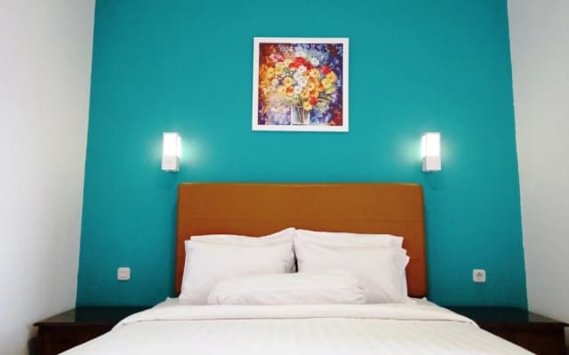 Ratu Boarding House & Homestay