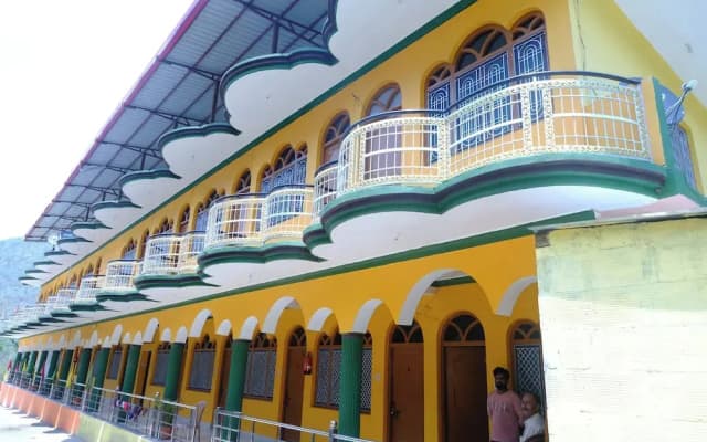 Hotel Him Deep Uttarkashi
