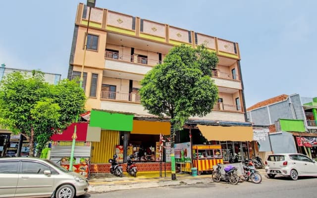 Hotel O Kristin Homestay
