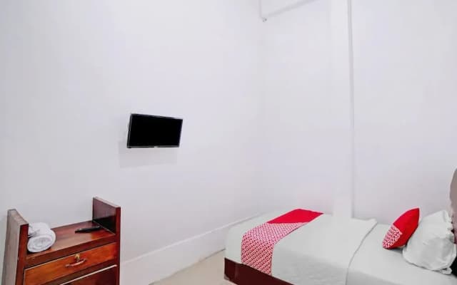 Sepakat Guest House by OYO Rooms