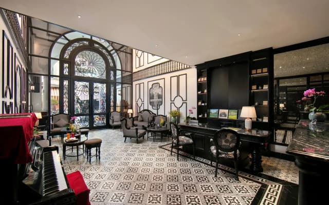 Бутик-отель Chateau De Hanoi
