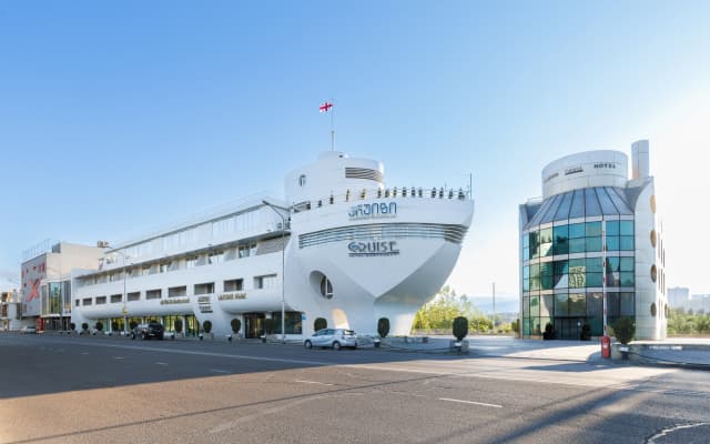 Отель Cruise