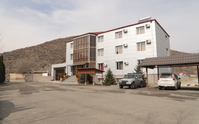 Отель Syunik