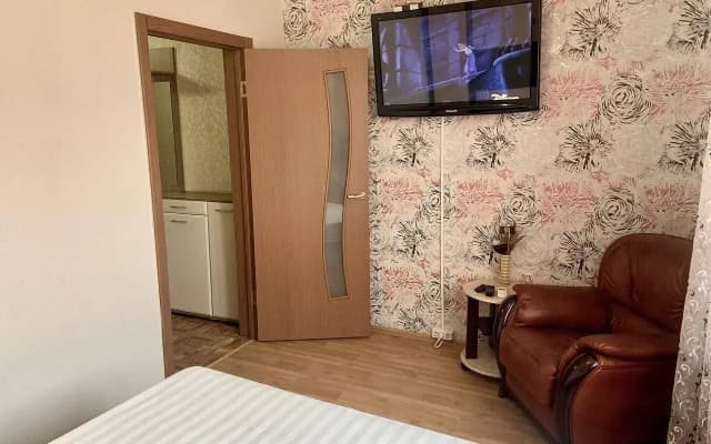 V Gosti Na Sverdlova 12 Hotel