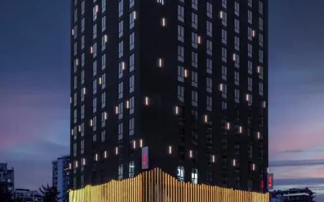 Hotel Ibis Tbilisi City - Новый Отель