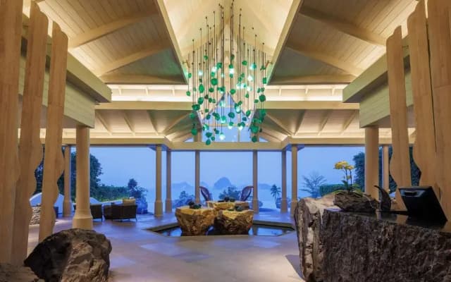 Отель Banyan Tree Krabi