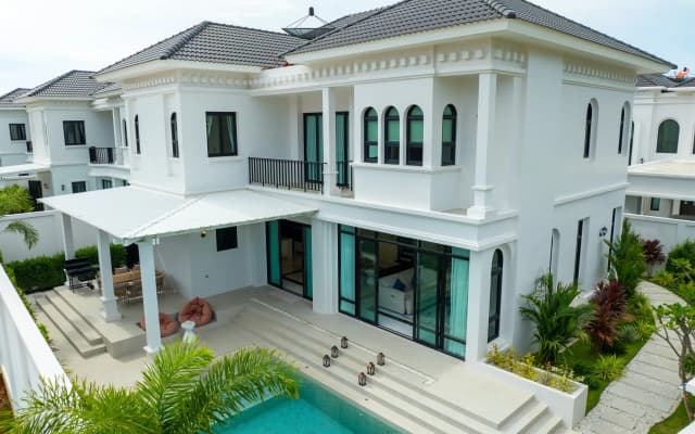Апарт-отель Fifth Element Pool Villas by NLA