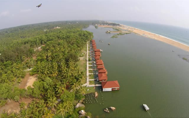 Отель Poovar Island Resort