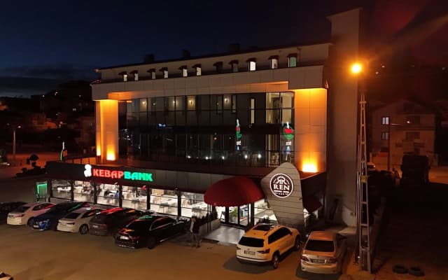 Отель Ren Business