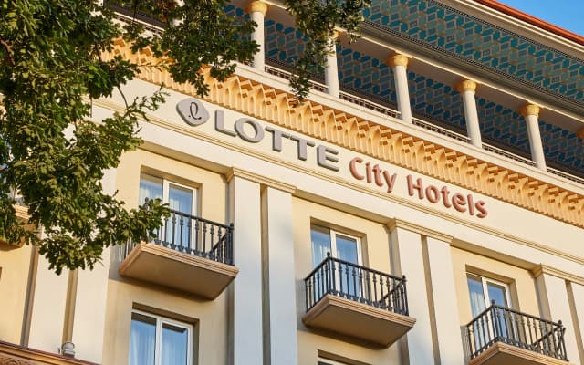 Отель LOTTE City Tashkent Palace