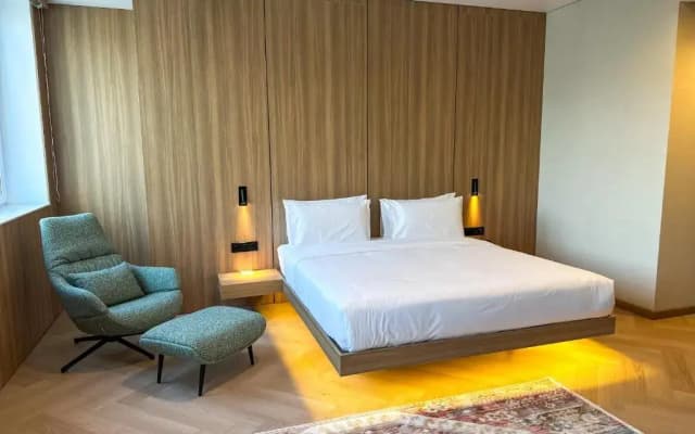 Resident Hotel Abay