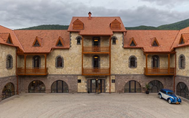 Отель Old Ijevan Boutique Hotel