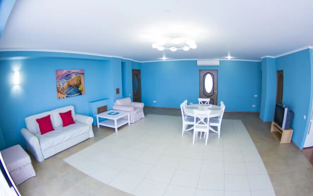 Nikolaevskij Guest House