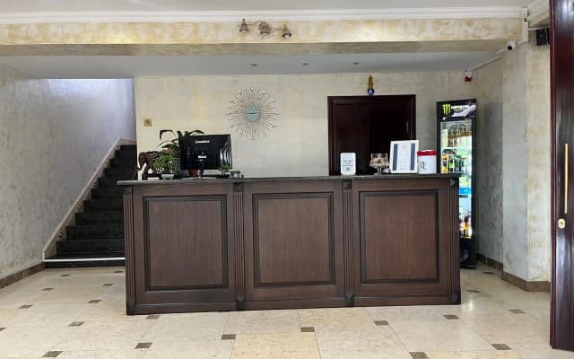 Отель Luxurious