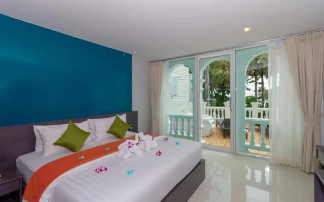 Отель Modern Living Residence  Phuket Patong