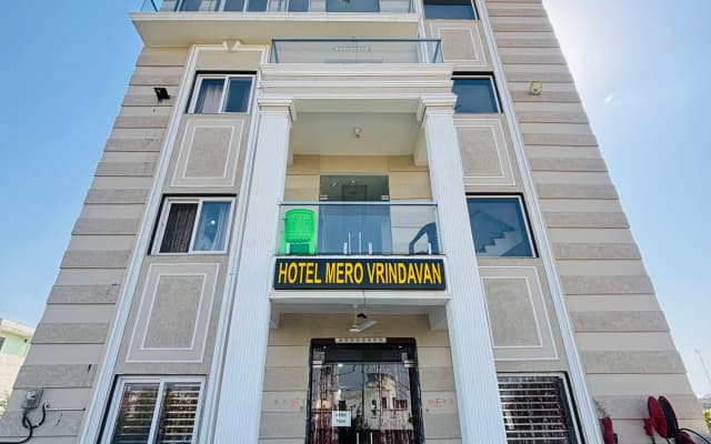 Отель Mero Vrindavan