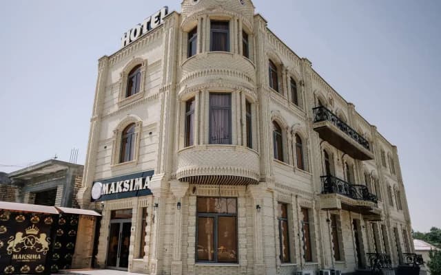 Отель Maksima Hotel