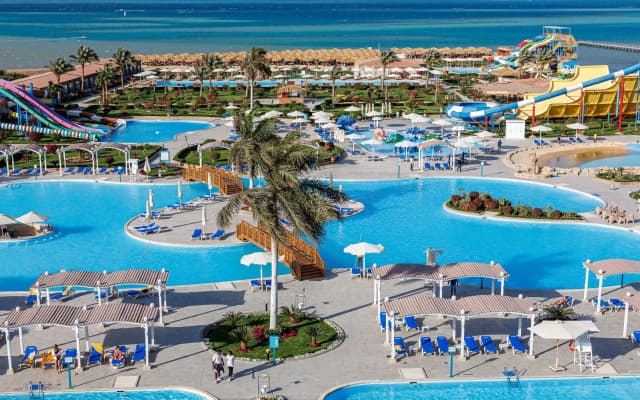 Sunrise Alora Aqua Park Resort