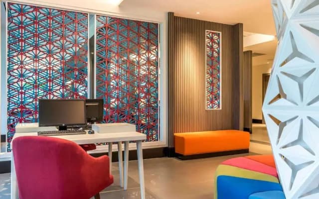 Отель ibis Styles Phuket City Hotel