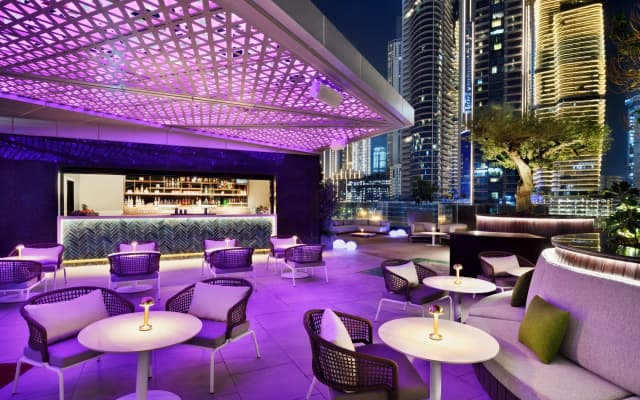 Отель Indigo Dubai Downtown by IHG