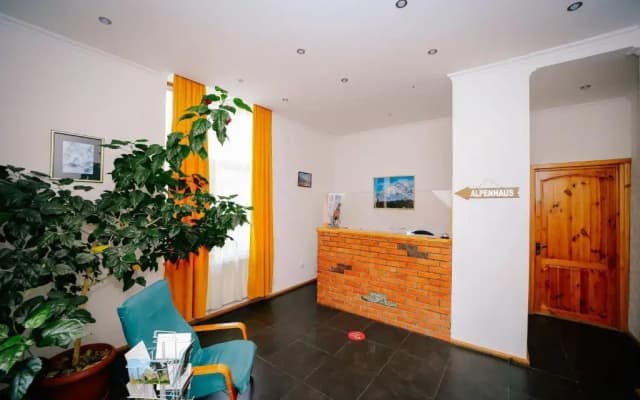 Alpenhaus Hotel Kazbegi