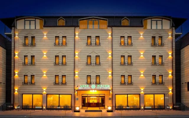 Nacho Hotel Yerevan, By One