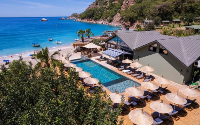 Sea Valley Lodge