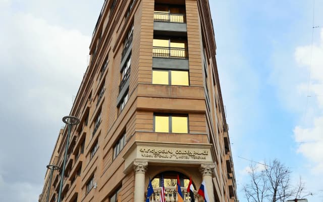 Отель Golden Palace Hotel Yerevan