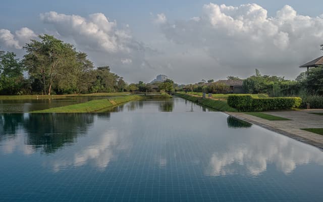 Отель Water Garden Sigiriya