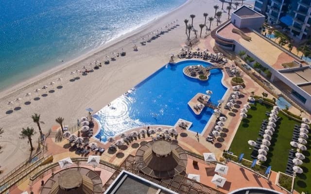 Отель Dukes The Palm Dubai