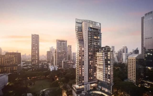 Отель Oriental Residence Bangkok