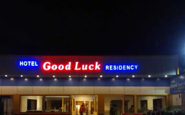 Отель Good Luck Residency