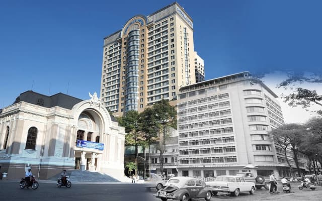 Отель Caravelle Saigon